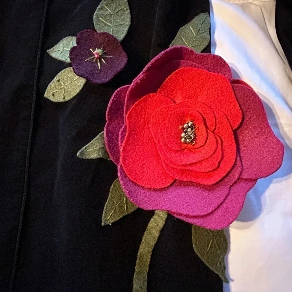 Unique Cambridge Dry goods black jacket coat with flowers floral embellishment